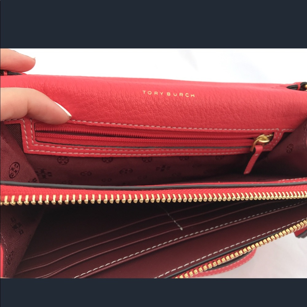 NWT Tory Burch Perforated Logo Crossbody RedGinger - Picture 7 of 8